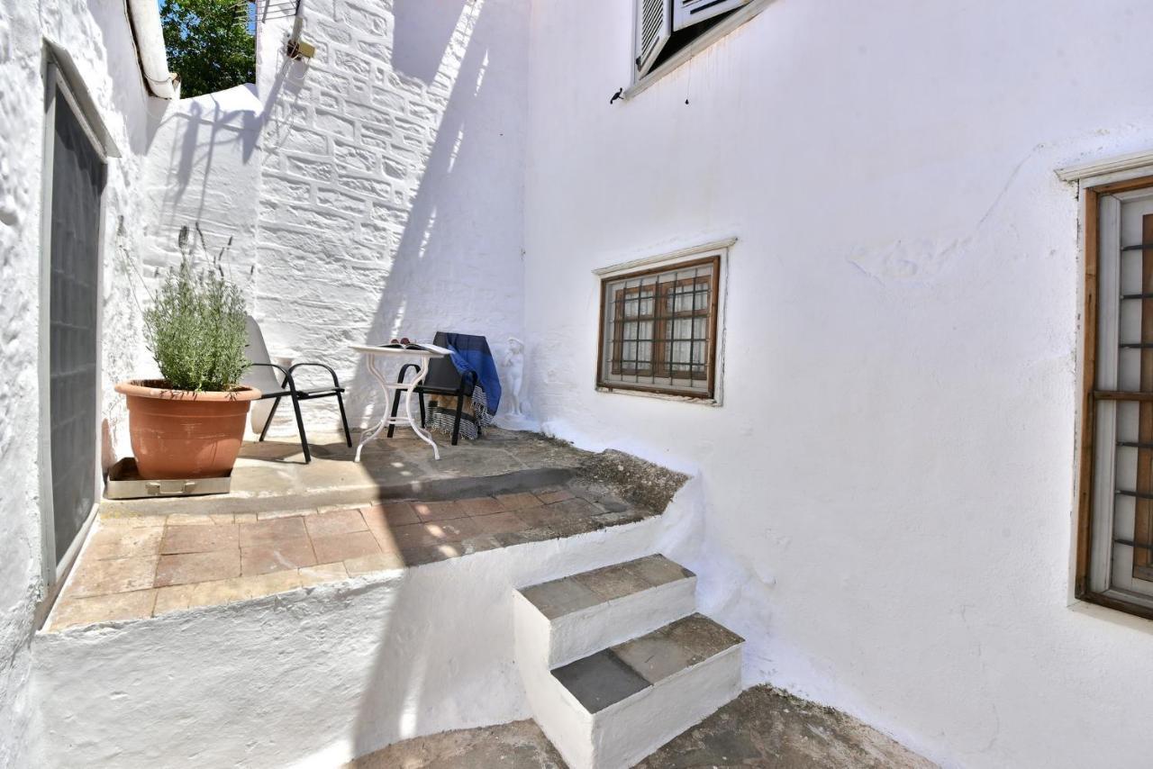 Hydra Art Suites Exterior foto